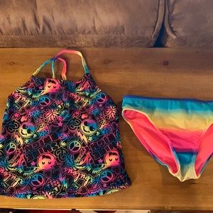 Girls barely worn tankini